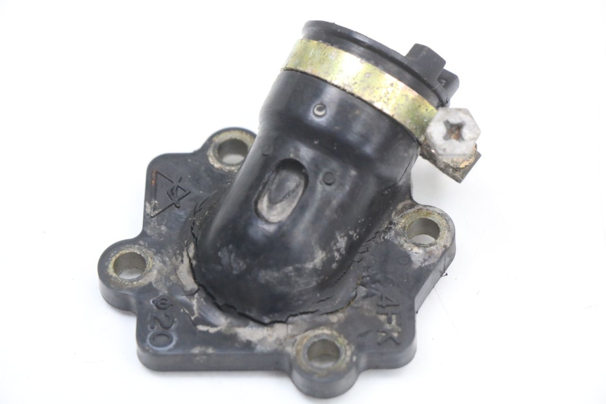 photo de ANSAUGSTUTZEN YAMAHA YE ZEST 50 (1992 - 1998) - Zoom auf Gebrauchszustand