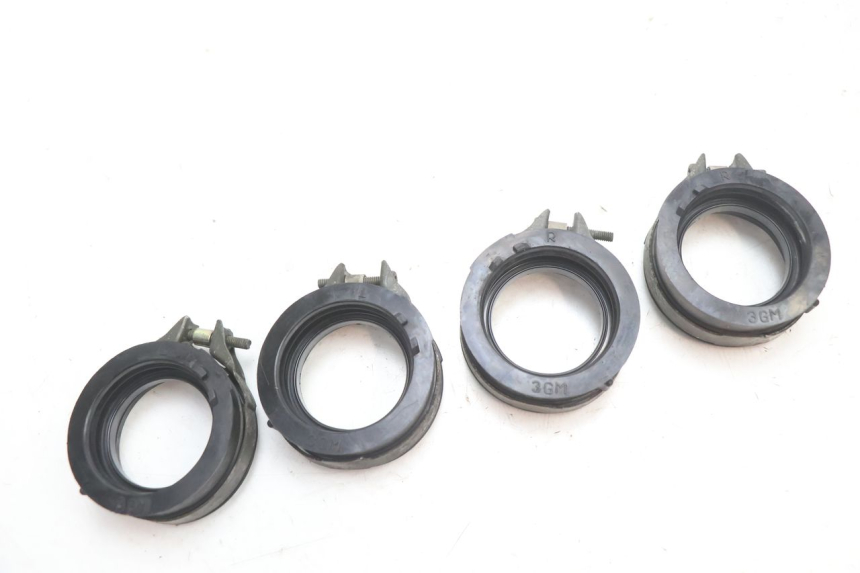photo de ANSAUGSTUTZEN YAMAHA YZF R GENESIS 750 (1993 - 1998) - Details der Befestigungspunkte