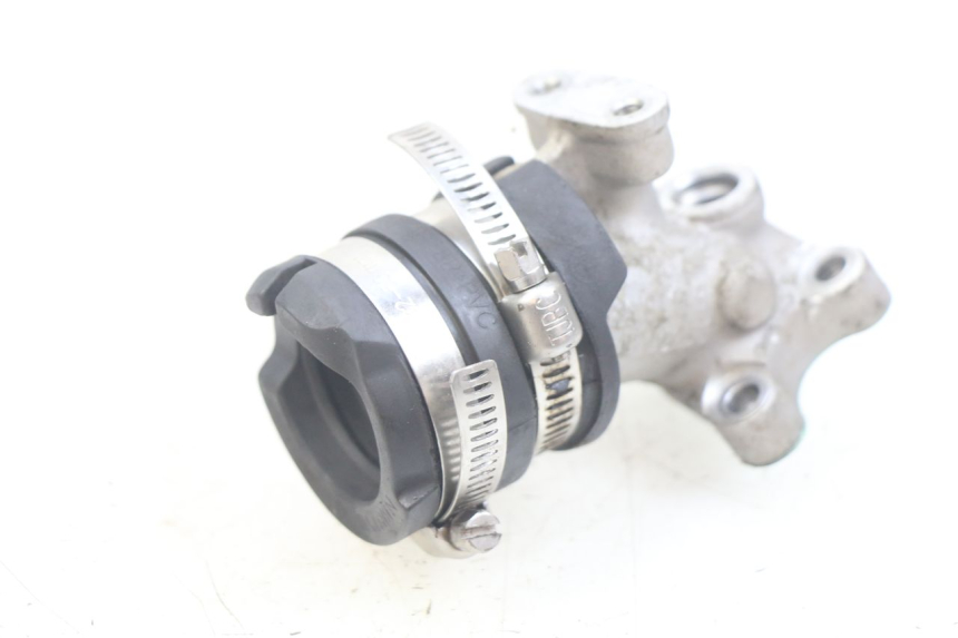 photo de ANSAUGSTUTZEN PIAGGIO ZIP 4T 50 (2018 - 2020) - Hauptansicht