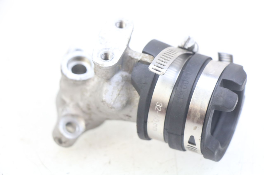 photo de ANSAUGSTUTZEN PIAGGIO ZIP 4T 50 (2018 - 2020) - Zoom auf Gebrauchszustand