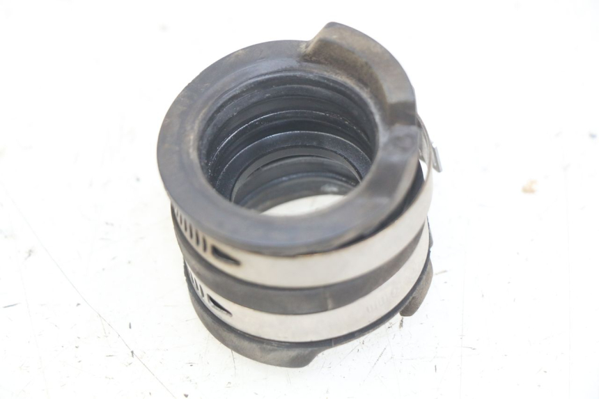 photo de ANSAUGSTUTZEN PIAGGIO ZIP 4T 50 (2018 - 2020) - Zoom auf Gebrauchszustand