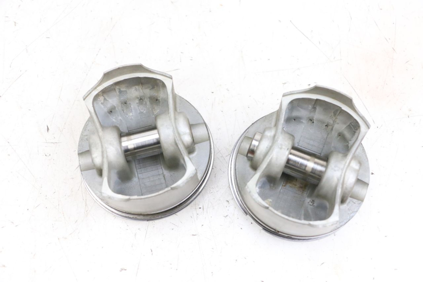 photo de KOLBEN SUZUKI BURGMAN EXECUTIVE ABS 650 (2006 - 2012) - Technische Nahaufnahme