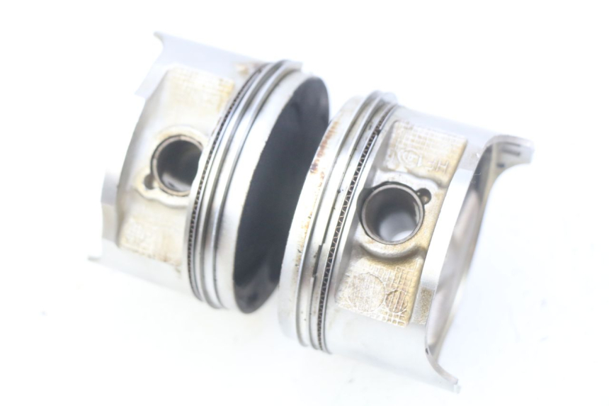 photo de PISTON HONDA CBF 500 (2004 - 2007) - Detailansicht des Bauteils