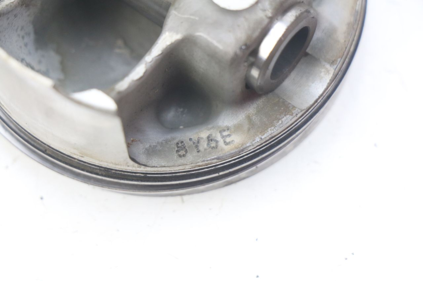 photo de PISTON YAMAHA FJR ABS 1300 (2006 - 2012) - Alternative Perspektive