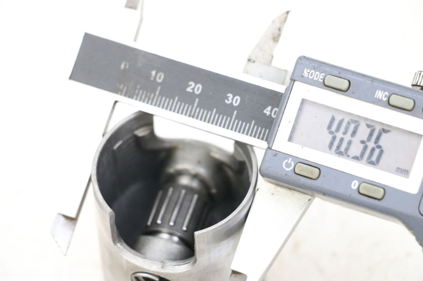 photo de KOLBEN RIEJU MRT 50 (2009 - 2017) - Detailansicht des Bauteils