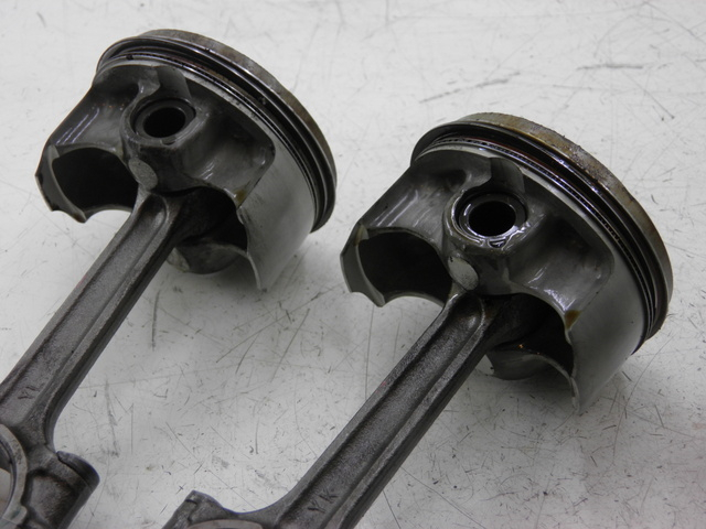 photo de KOLBEN YAMAHA FJR 1300 (2004 - 2005) - Kennzeichnungen und Originalreferenzen