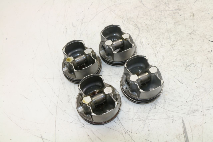 photo de KOLBEN YAMAHA FZ6 FAZER 600 (2004 - 2006) - Detailansicht des Bauteils