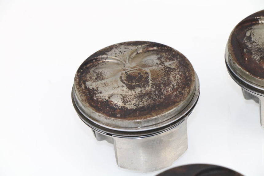 photo de KOLBEN YAMAHA YZF R6 600 (1999 - 2001) - Technische Nahaufnahme