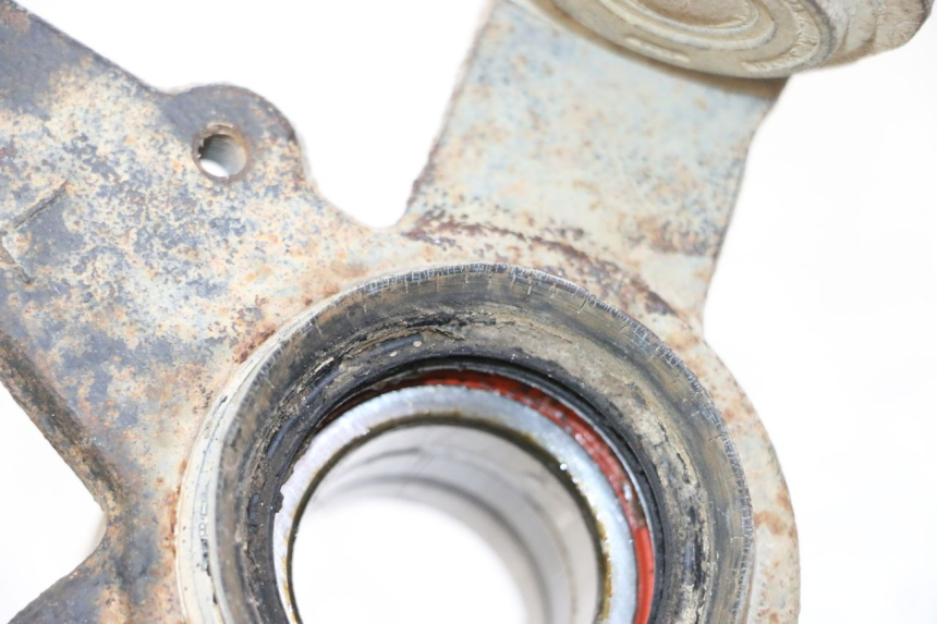 photo de ACHSSCHENKEL YAMAHA YFM BRUIN 350 (2003 - 2009) - Details der Befestigungspunkte