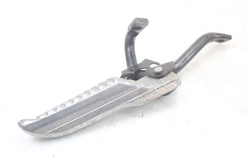 photo de RECHTE HINTERE FUßRASTENHALTERUNG JONWAY AZTRAL 125 (2008 - 2017) - Detailansicht des Bauteils