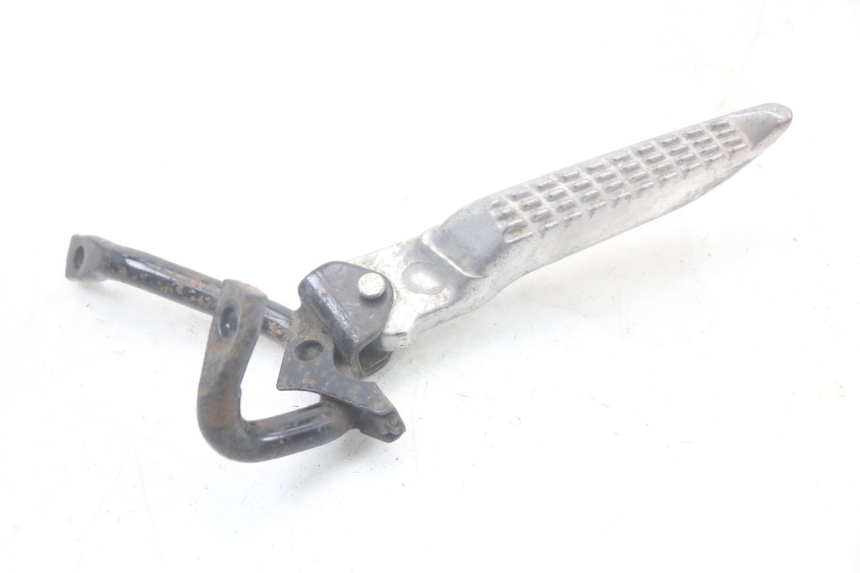 photo de RECHTE HINTERE FUßRASTENHALTERUNG JONWAY AZTRAL 125 (2008 - 2017) - Zoom auf Gebrauchszustand