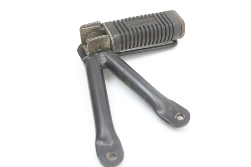 photo de FUSSRASTEN HALTEPLATTEN HINTEN RECHT SHERCO CITY CORP 125 (2003 - 2007) - Detailansicht des Bauteils