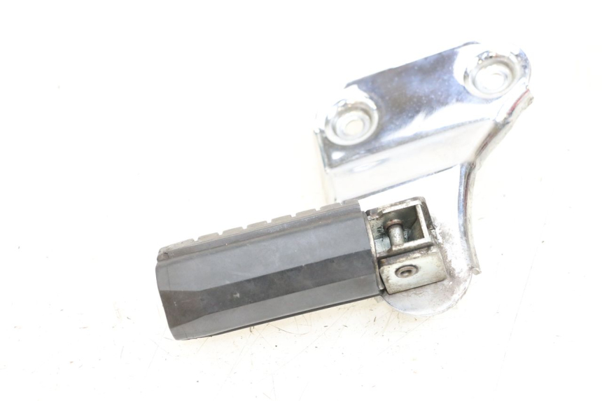 photo de FUSSRASTEN HALTEPLATTEN HINTEN RECHT APRILIA CLASSIC 125 (1995 - 2001) - Zoom auf Gebrauchszustand