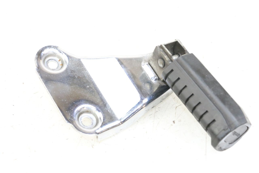 photo de FUSSRASTEN HALTEPLATTEN HINTEN RECHT APRILIA CLASSIC 125 (1995 - 2001) - Alternative Perspektive