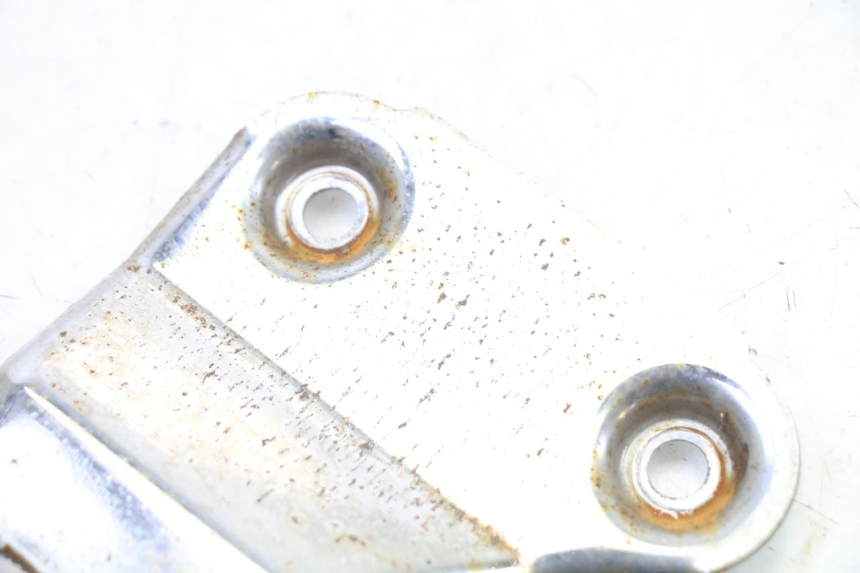 photo de FUSSRASTEN HALTEPLATTEN HINTEN RECHT APRILIA CLASSIC 125 (1995 - 2001) - Detailansicht des Bauteils