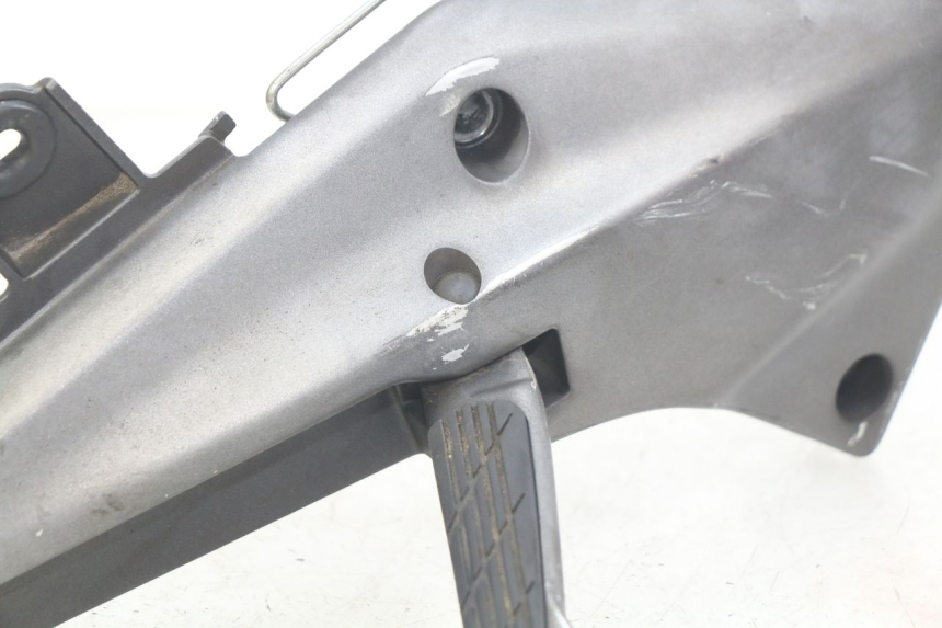 photo de RECHTE HINTERE FUßRASTENHALTERUNG HONDA FJS SILVERWING SILVER WING 400 (2009 - 2016) - Gesamtansicht des Produkts