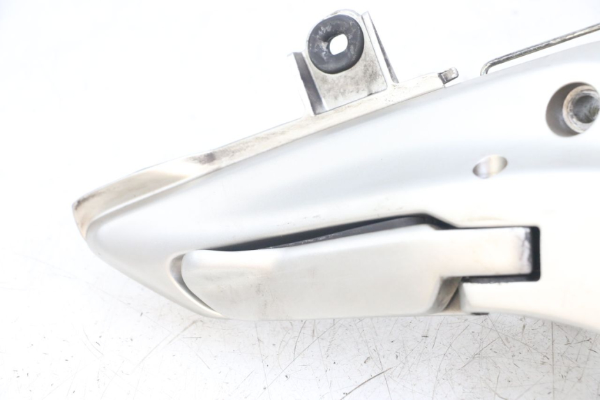 photo de FUSSRASTEN HALTEPLATTEN HINTEN RECHT HONDA FJS SILVERWING SILVER WING 600 (2001 - 2010) - Weitere Ansicht des Artikels