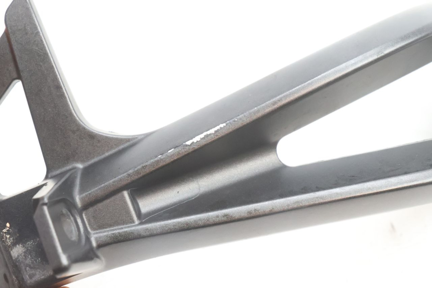 photo de FUSSRASTEN HALTEPLATTEN HINTEN RECHT YAMAHA FZ8 800 (2010 - 2016) - Detailansicht des Bauteils