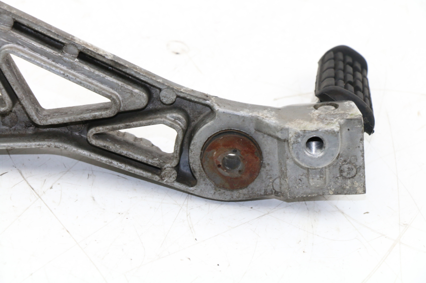 photo de FUSSRASTEN HALTEPLATTEN HINTEN RECHT YAMAHA FZX FAZER 750 (1987 - 1998) - Fokus auf die Struktur