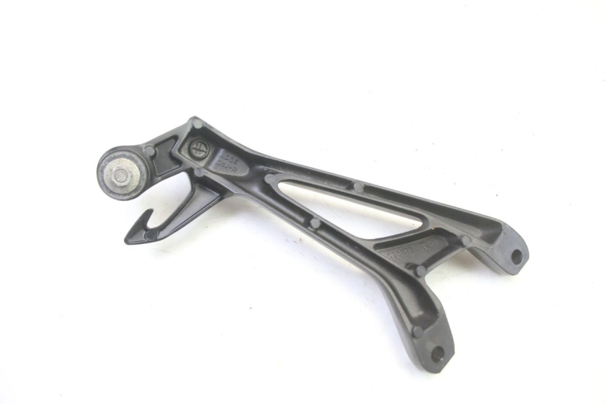 photo de FUSSRASTEN HALTEPLATTEN HINTEN RECHT SUZUKI GSR 750 (2011 - 2017) - Technische Nahaufnahme