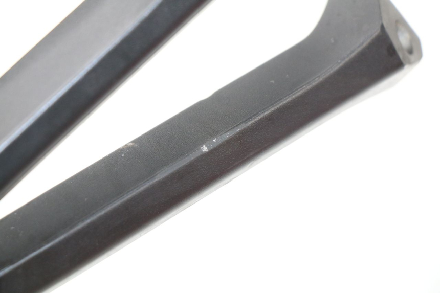 photo de FUSSRASTEN HALTEPLATTEN HINTEN RECHT SUZUKI GSX-R GSXR 750 (2011 - 2016) - Alternative Perspektive