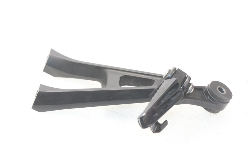 photo de FUSSRASTEN HALTEPLATTEN HINTEN RECHT SUZUKI GSX-R GSXR K16 1000 (2012 - 2016) - Zoom auf Gebrauchszustand