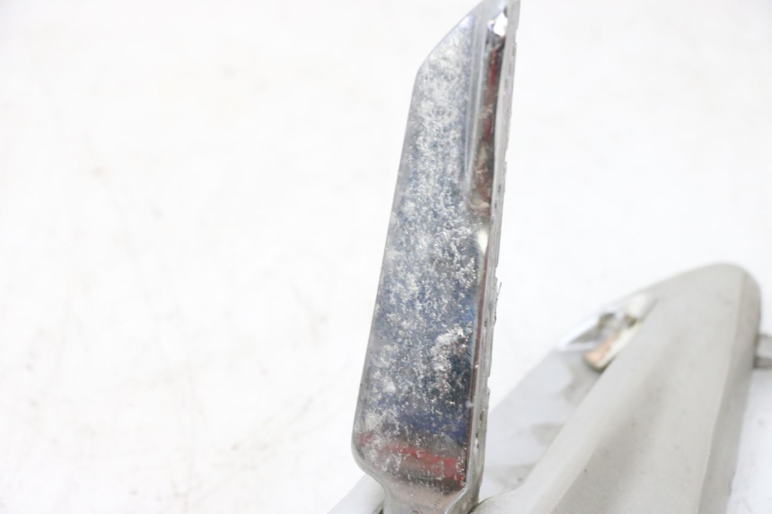 photo de FUSSRASTEN HALTEPLATTEN HINTEN RECHT JM MOTORS GTS 125 (2015 - 2019) - Detailansicht des Bauteils