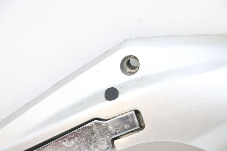 photo de FUSSRASTEN HALTEPLATTEN HINTEN RECHT JM MOTORS GTS 125 (2015 - 2019) - Weitere Ansicht des Artikels