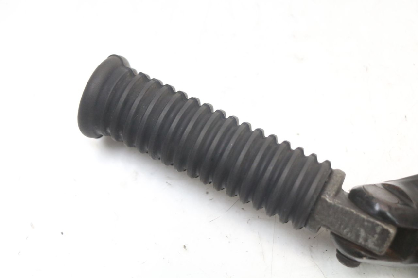 photo de FUSSRASTEN HALTEPLATTEN HINTEN RECHT HARLEY DAVIDSON SPORTSTER XL CUSTOM 883 (1999 - 2006) - Detailansicht des Bauteils