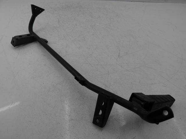 photo de FUSSRASTEN HALTEPLATTEN HINTEN RECHT HONDA FES PANTHEON 125 (2003 - 2007) - Detailansicht des Bauteils