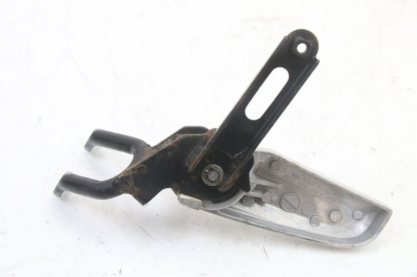 photo de FUSSRASTEN HALTEPLATTEN HINTEN RECHT HONDA PCX (JF57/JF64) 125 (2014 - 2018) - Details der Befestigungspunkte