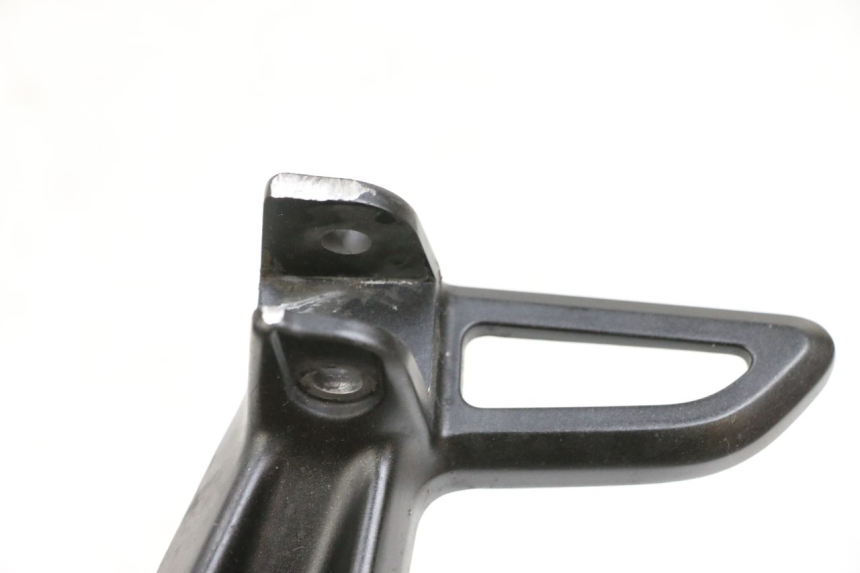 photo de FUSSRASTEN HALTEPLATTEN HINTEN RECHT YAMAHA MT-07 MT07 ABS 700 (2018 - 2020) - Detailansicht des Bauteils