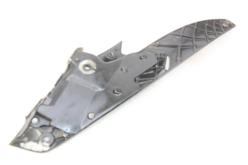 photo de RECHTE HINTERE FUßRASTENHALTERUNG GILERA NEXUS 125 (2009 - 2013) - Alternative Perspektive