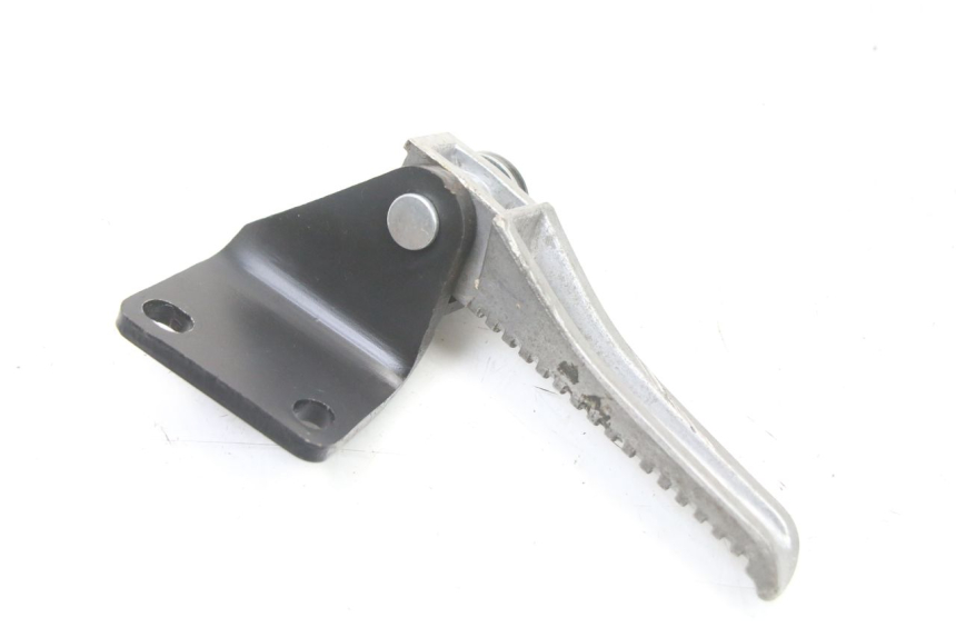 photo de FUSSRASTEN HALTEPLATTEN HINTEN RECHT PIAGGIO NRG POWER PUREJET 50 (2018 - 2021) - Alternative Perspektive