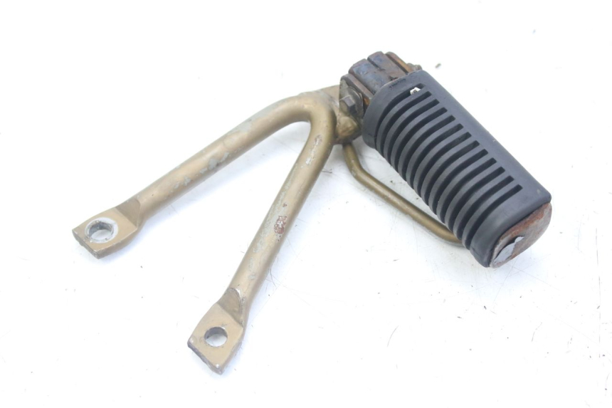 photo de RECHTE HINTERE FUßRASTENHALTERUNG SUZUKI SMX SUPERMOTARD 50 (1996 - 2001) - Hauptansicht