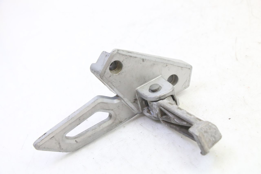 photo de RECHTE HINTERE FUßRASTENHALTERUNG PEUGEOT SPEEDFIGHT 3 AIR 50 (2009 - 2015) - Zoom auf Gebrauchszustand