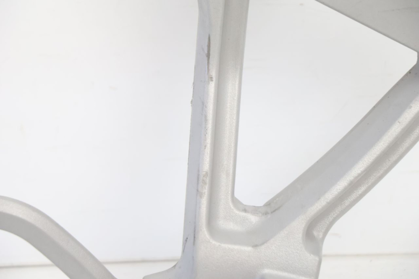 photo de FUSSRASTEN HALTEPLATTEN HINTEN RECHT CAN-AM SPYDER RS 1000 (2008 - 2012) - Detailansicht des Bauteils