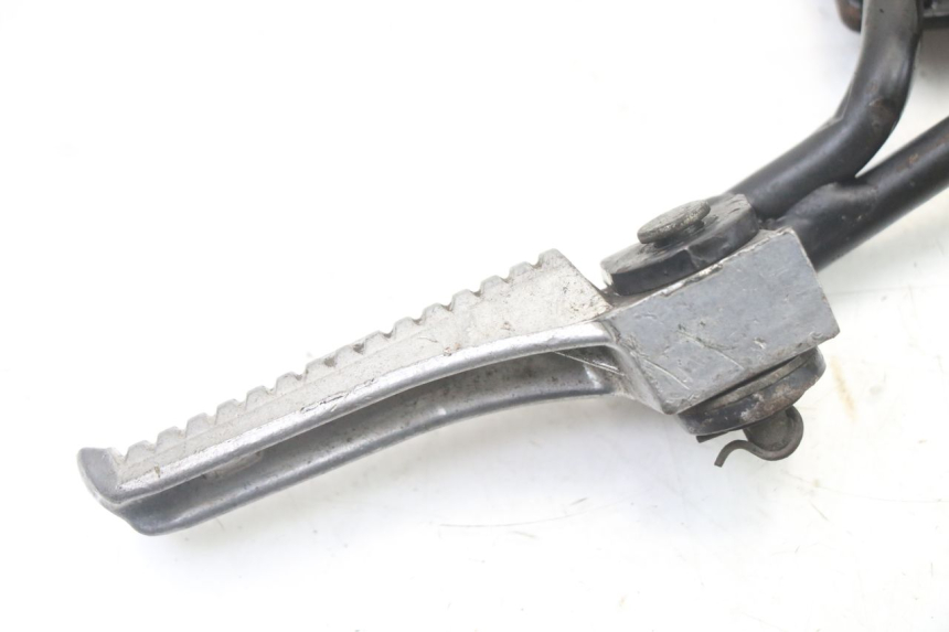 photo de FUSSRASTEN HALTEPLATTEN HINTEN RECHT GILERA STALKER 50 (1997 - 2005) - Detailansicht des Bauteils