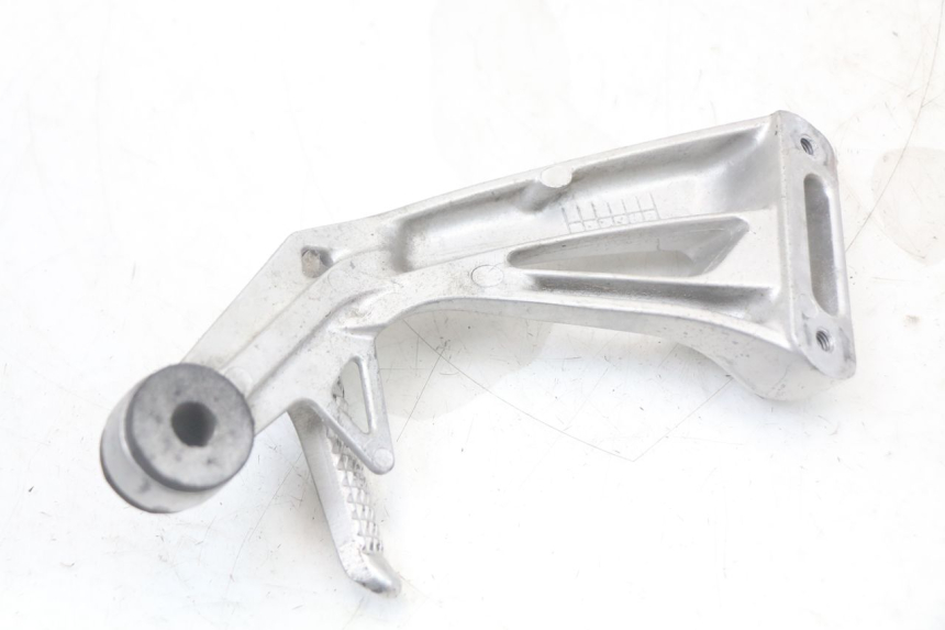 photo de RECHTE HINTERE FUßRASTENHALTERUNG SUZUKI SV N 650 (1999 - 2002) - Gesamtansicht des Produkts