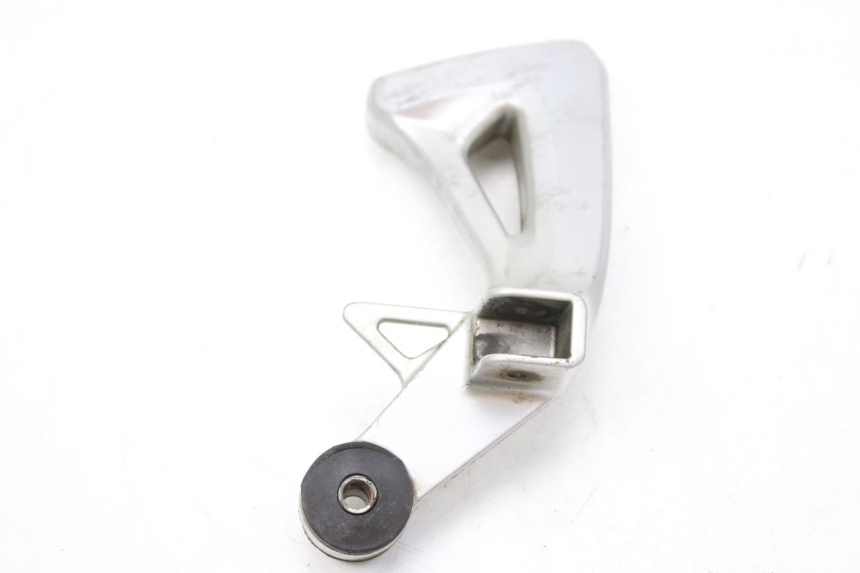 photo de RECHTE HINTERE FUßRASTENHALTERUNG SUZUKI SV S 650 (1999 - 2002) - Zoom auf Gebrauchszustand