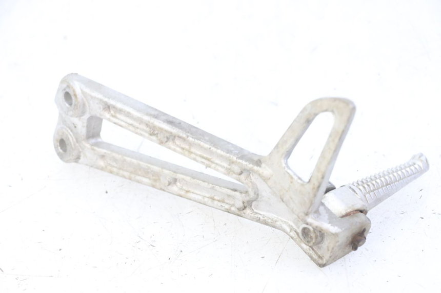 photo de RECHTE HINTERE FUßRASTENHALTERUNG YAMAHA TDR DELTABOX 125 (1997 - 2003) - Details der Befestigungspunkte