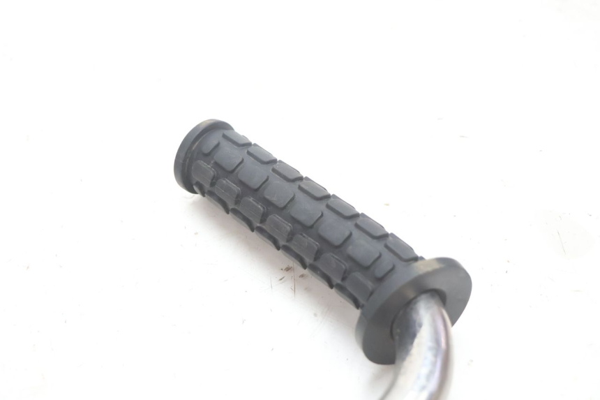 photo de FUSSRASTEN HALTEPLATTEN HINTEN RECHT BOOM TRIKE FUN 500 (2004 - 2010) - Alternative Perspektive
