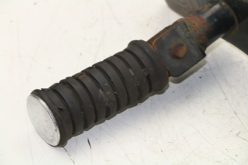 photo de FUSSRASTEN HALTEPLATTEN HINTEN RECHT YAMAHA VIRAGO 125 (1996 - 2003) - Technische Nahaufnahme