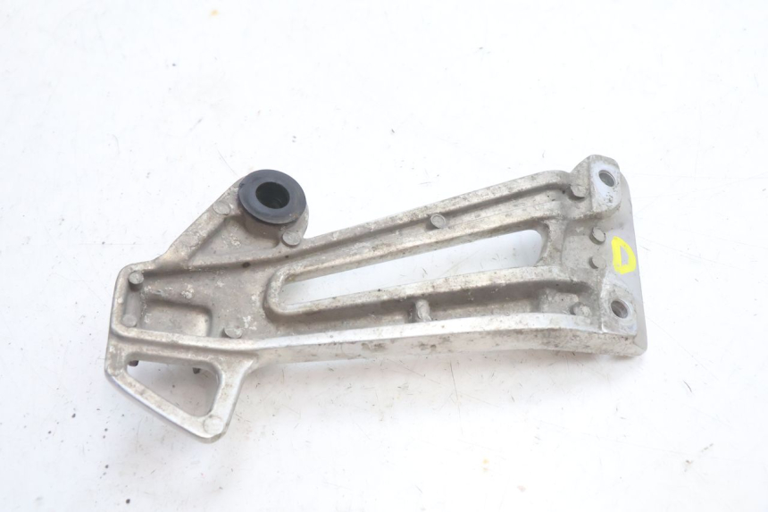 photo de FUSSRASTEN HALTEPLATTEN HINTEN RECHT YAMAHA XJR 1300 (1998 - 2002) - Zoom auf Gebrauchszustand