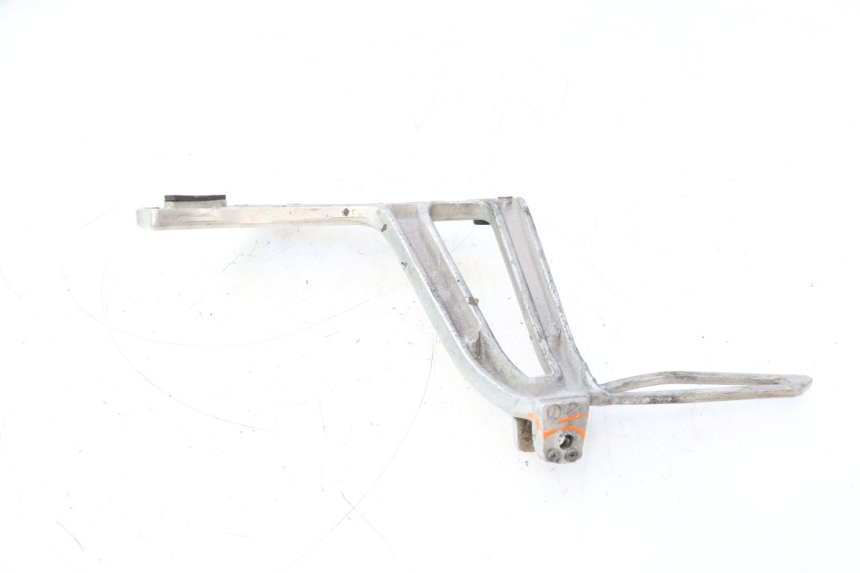 photo de FUSSRASTEN HALTEPLATTEN HINTEN RECHT HONDA XRV AFRICA TWIN 750 (1990 - 1992) - Detailansicht des Bauteils