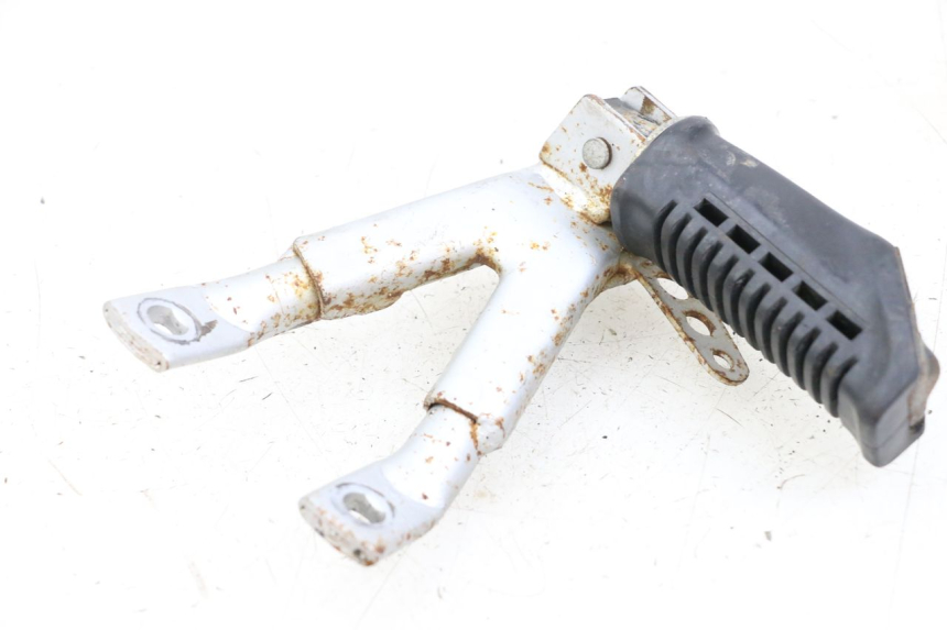 photo de RECHTES HINTERRAD-TRITTBRETTPLATTE HYOSUNG XRX 125 (2000 - 2008) - Zoom auf Gebrauchszustand