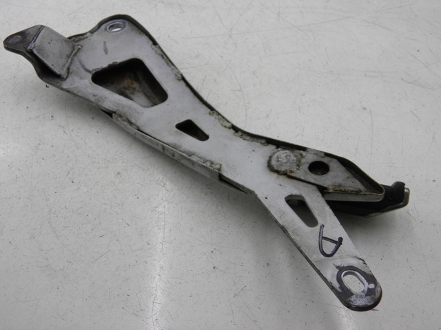 photo de FUSSRASTEN HALTEPLATTEN HINTEN RECHT YAMAHA YBR CUSTOM 125 (2008 - 2010) - Gesamtansicht des Produkts