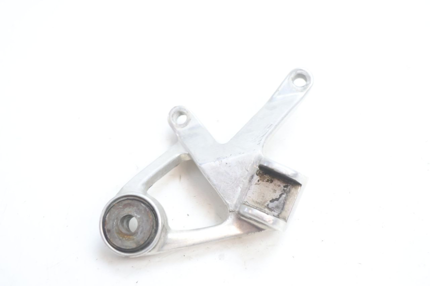photo de FUSSRASTEN HALTEPLATTEN HINTEN RECHT YAMAHA YZF R GENESIS 750 (1993 - 1998) - Detailansicht des Bauteils
