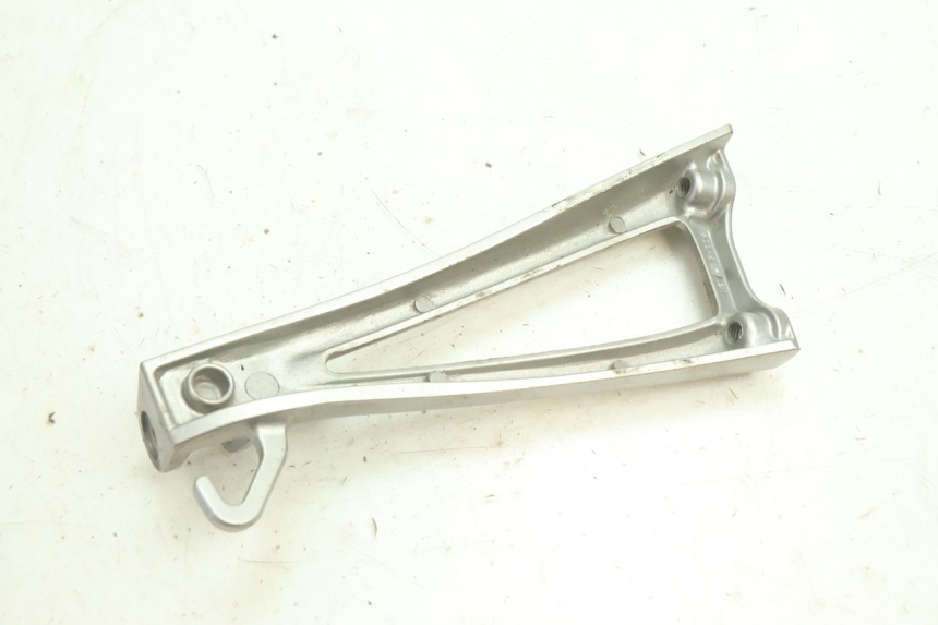 photo de FUSSRASTEN HALTEPLATTEN HINTEN RECHT YAMAHA YZF R6 600 (2008 - 2009) - Zoom auf Gebrauchszustand