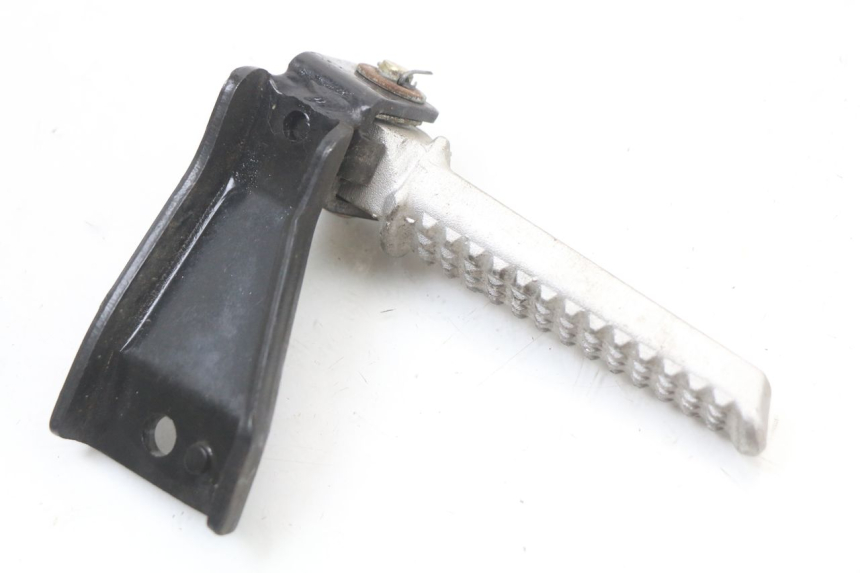 photo de Halterung für linken hinteren Fußrastenhalter DAELIM A-FOUR 2T 50 (2005 - 2012) - Alternative Perspektive